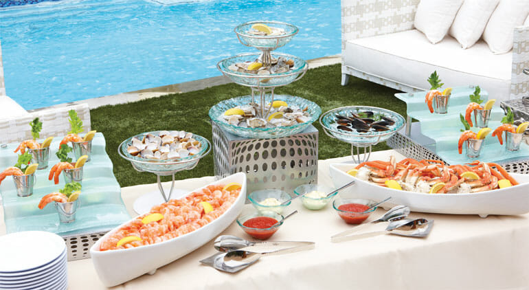outdoor-poolside-and-patio-seafood-buffet.jpg