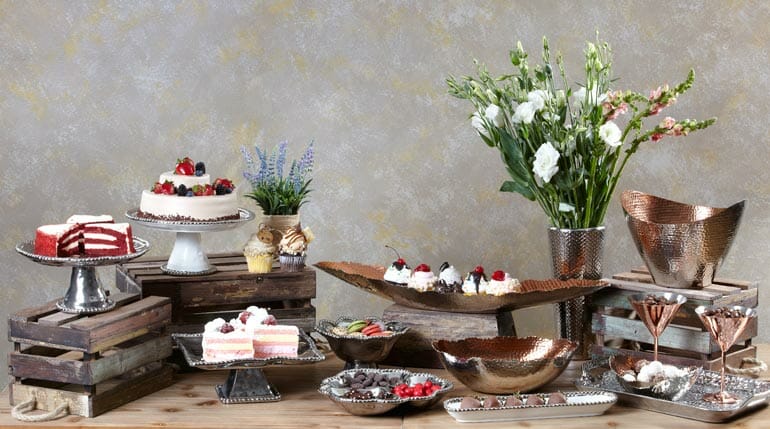 rustic-dessert-station.jpg