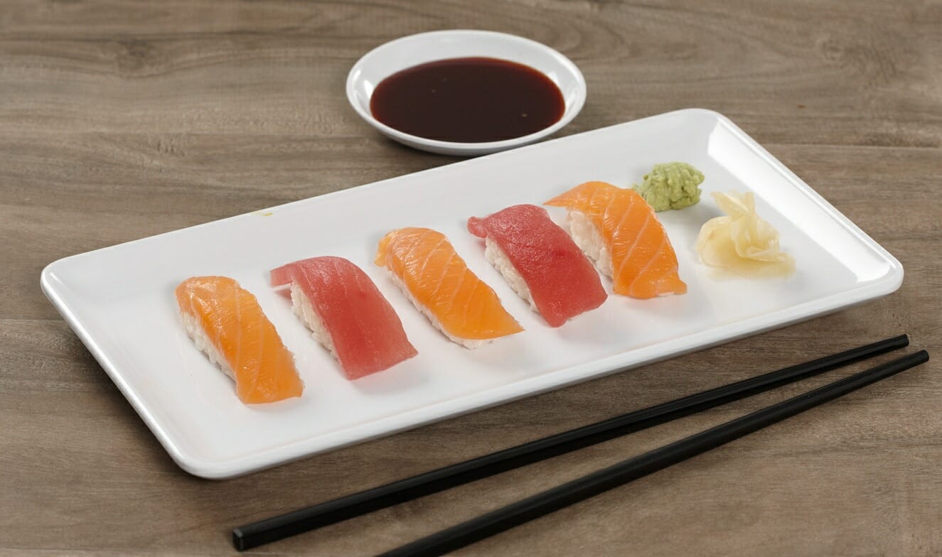 sushi-rounded-rectangular-platter.jpg