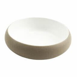 31024-TOH/SND - 54 oz hatch touch of honey interior/sandstone exterior melamine bowl, 9.1"L x 9.1"W x 2.4"H, GET, cheforward